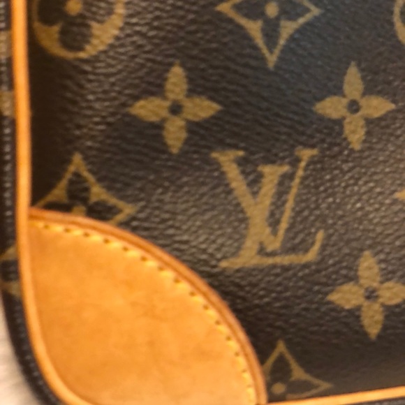 āSOLDā - Picture 2 of 11